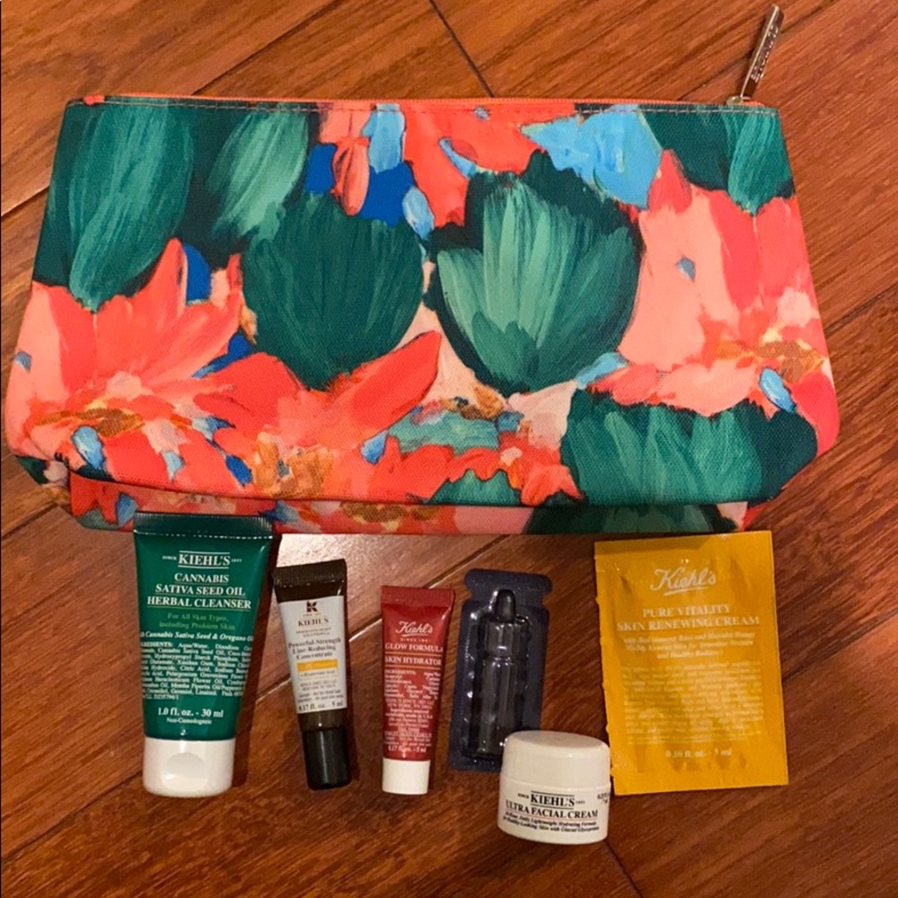 Kiehl’s deluxe 6 piece